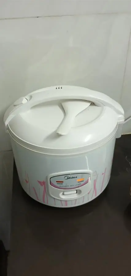 Khách hàng review Nồi cơm nắp gài Midea 1.5 lít MR-CM1533 2