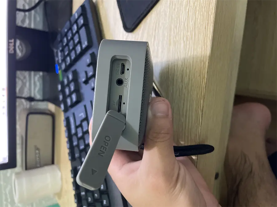 Khách hàng review Loa Bluetooth Fenda W5 Plus 6