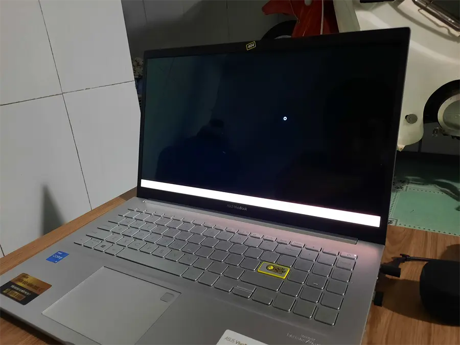 Khách hàng review Laptop Asus VivoBook A515EA OLED i5 1135G7/8GB/512GB/Win11 (L12032W) 5