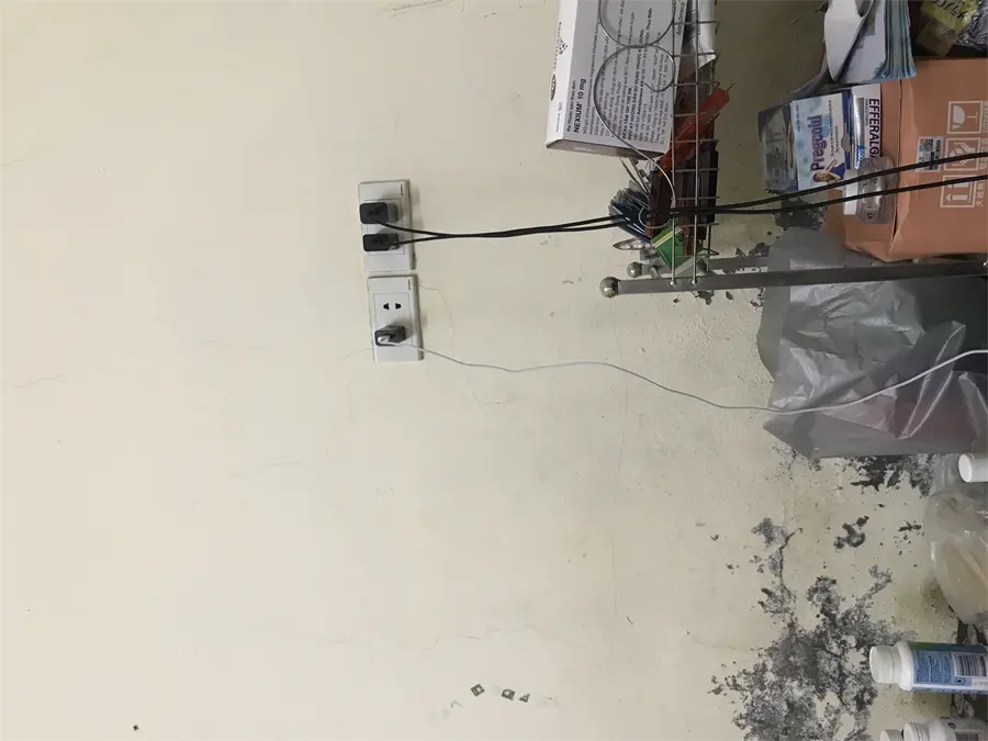 hách hàng review Adapter Sạc 1A AVA DS432X 6