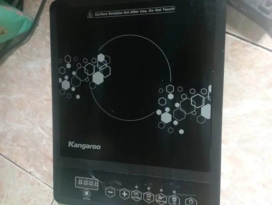 Khách hàng review Bếp từ đơn Kangaroo KG15IC1 1800W 5