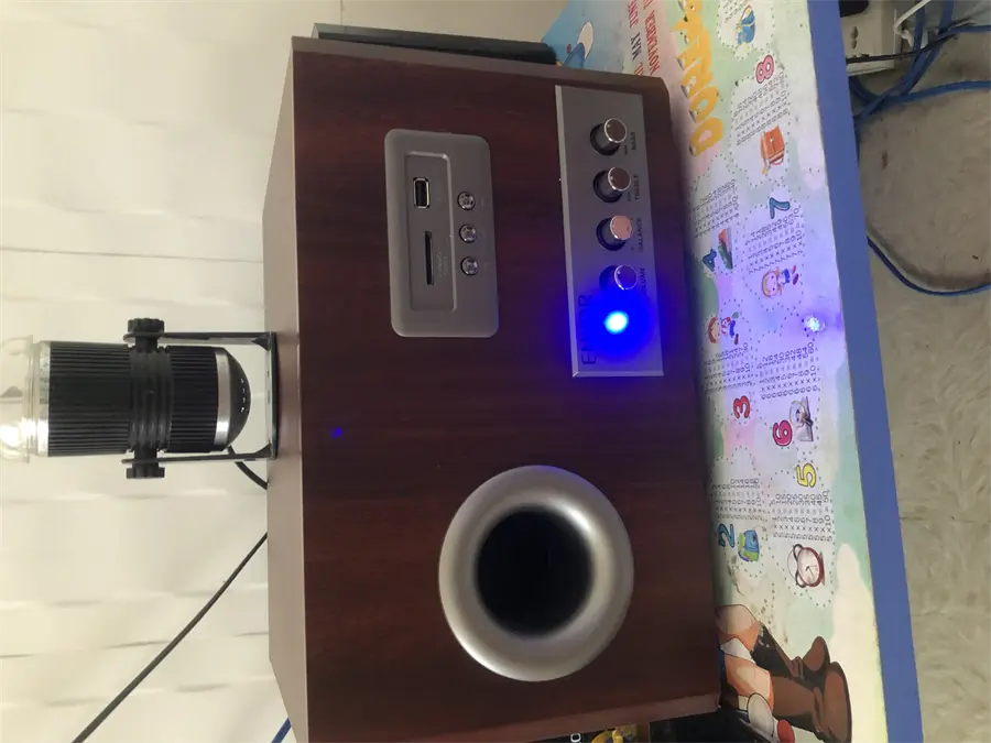 Khách hàng review Loa vi tính Bluetooth Enkor S2850 Nâu 36