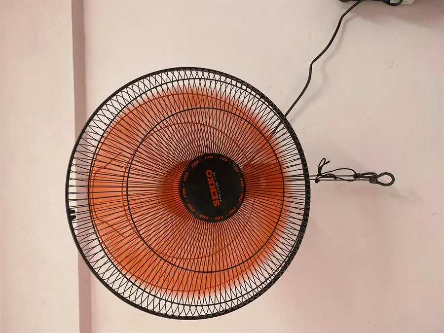 Khách hàng review Quạt treo tường Senko 7 cánh TC1622 65W 26