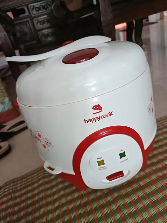 Khách hàng review Nồi cơm nắp gài Happycook 1.8 lít HC-180A 2
