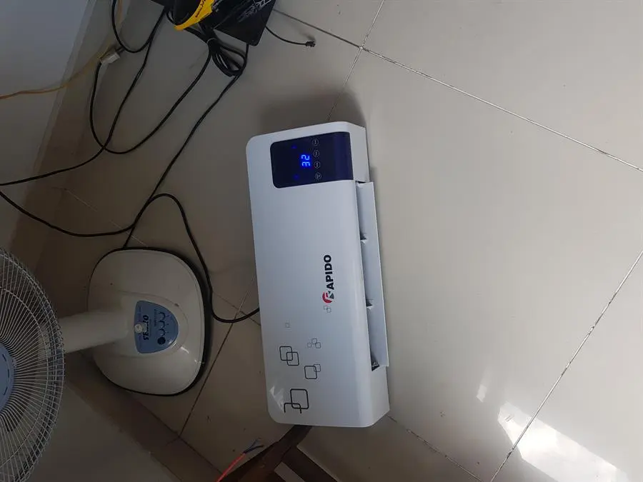 Khách hàng review Máy sưởi gốm Rapido RCH2000-D 2
