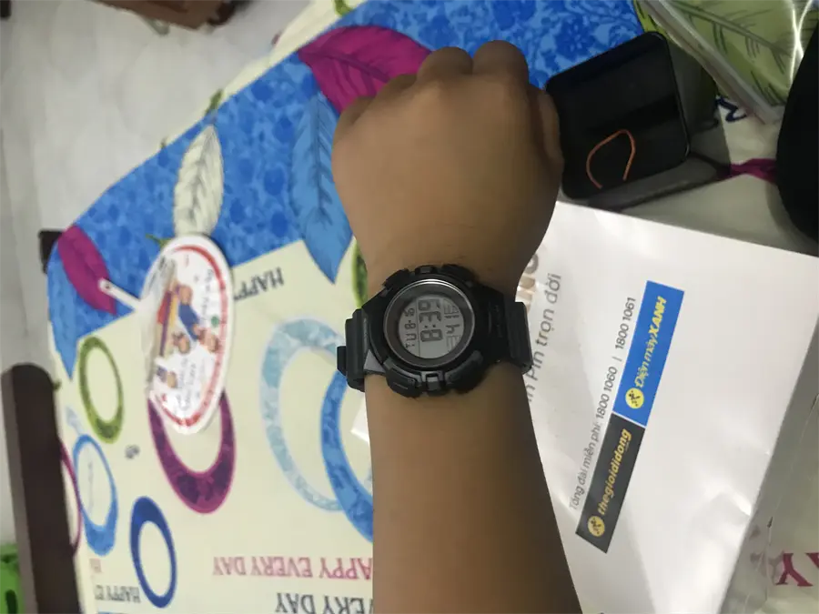 Khách hàng review Đồng hồ SKMEI 36 mm Trẻ em SK-1559 - Hồng 3