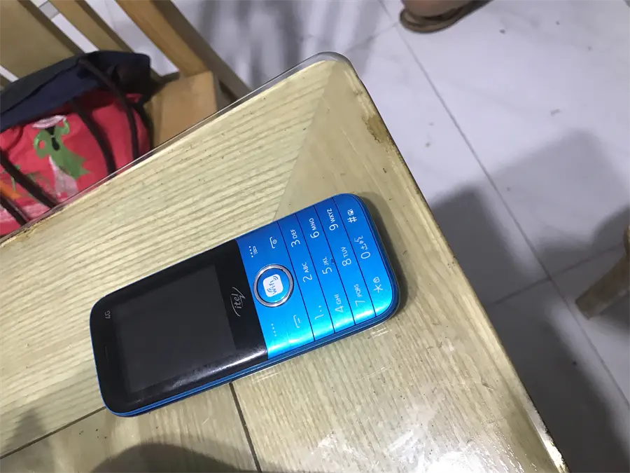 Khách hàng review Điện thoại Nokia 215 4G 26
