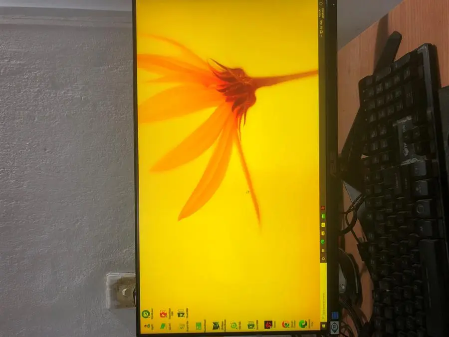 Khách hàng review Màn hình Asus VY249HE 23.8 inch Full HD/IPS/75Hz/1ms 5