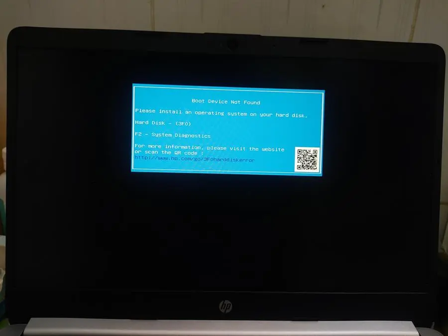 Khách hàng review Laptop HP 245 G8 R5 5500U/8GB/256GB/Win11 (61C65PA) 6