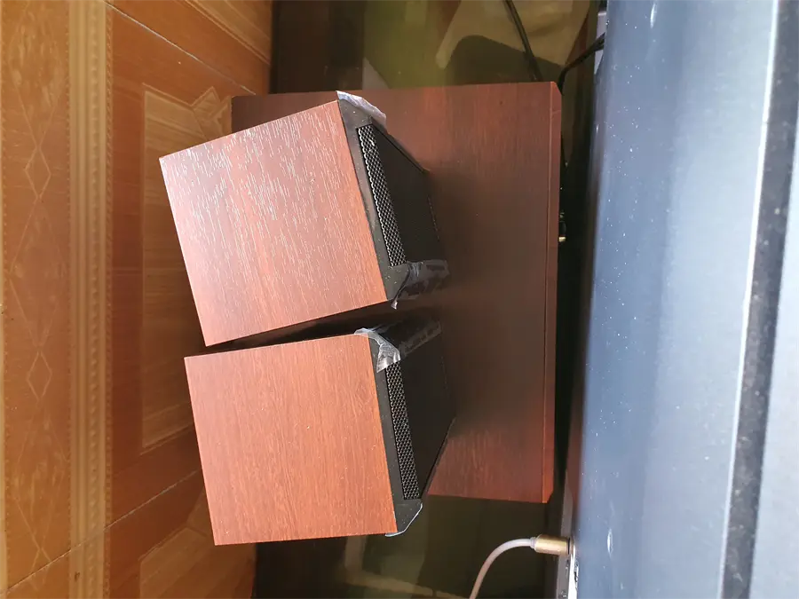 Khách hàng review Loa vi tính Bluetooth Enkor S2850 Nâu 33