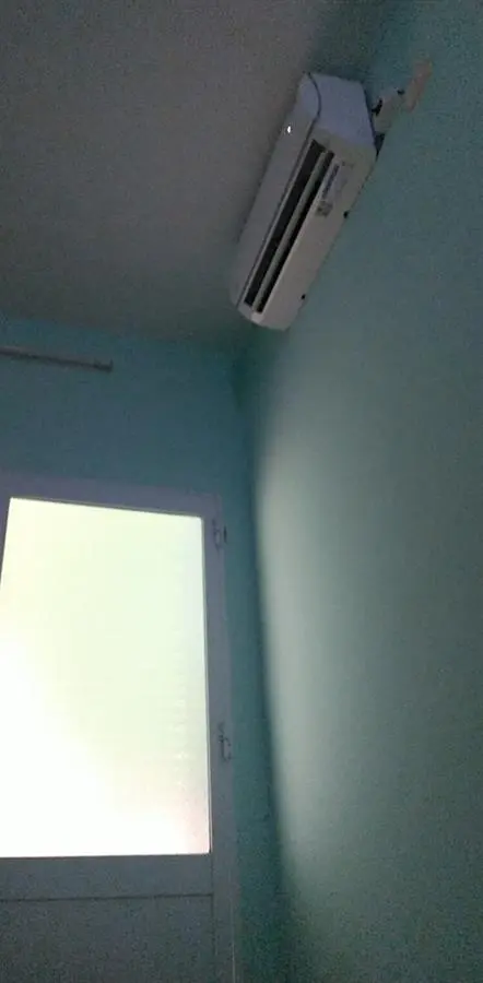 Khách hàng review Điều hòa Midea Inverter 9000 BTU MSAFA-10CRDN8 60