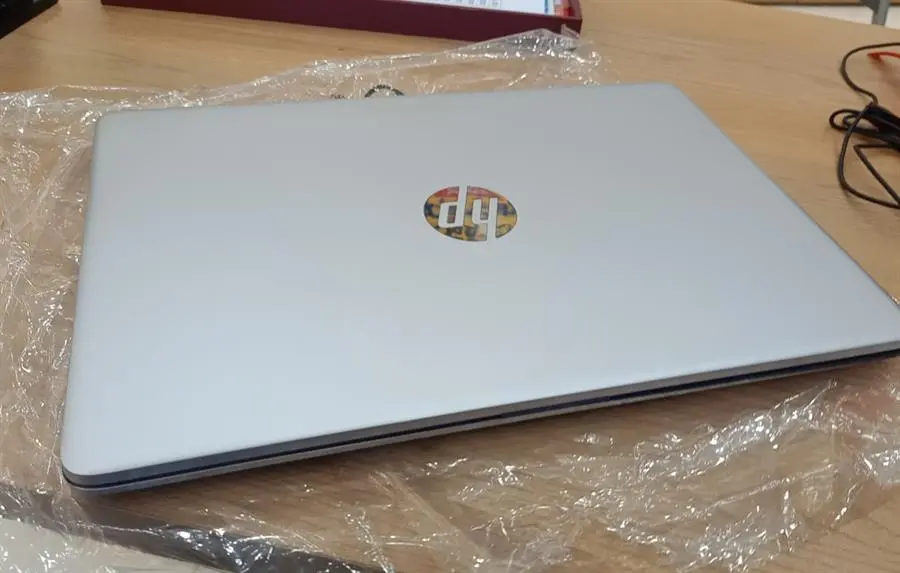 Khách hàng review Laptop HP 14s fq1066AU R5 5500U/8GB/256GB/Win11 (4K0Z6PA) 2