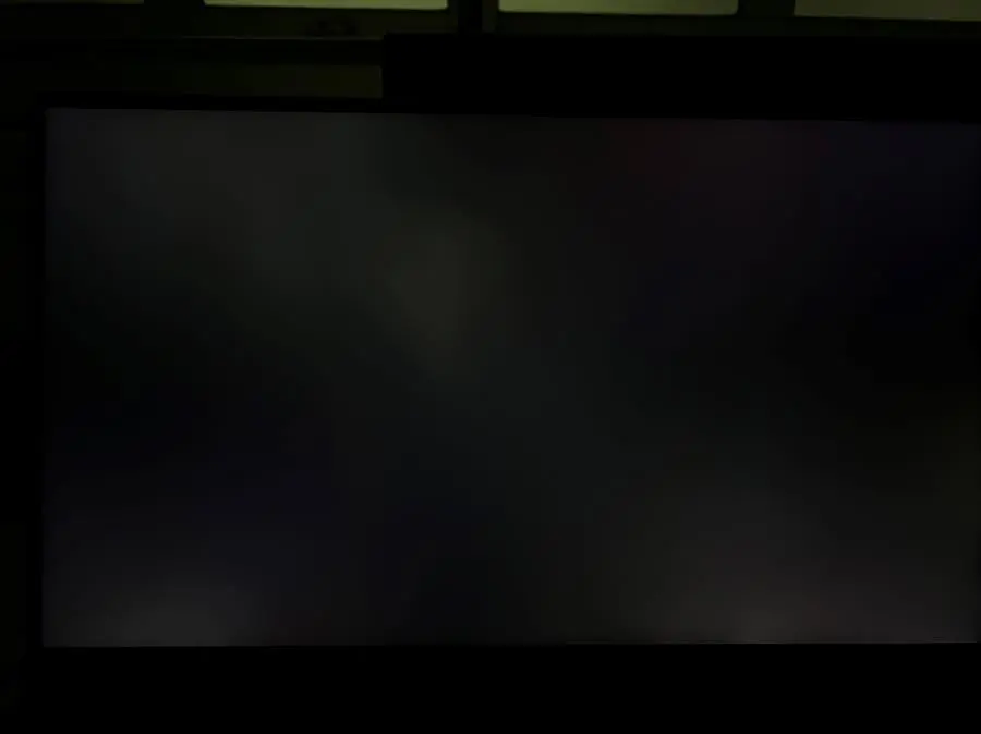 Khách hàng review Laptop Asus Gaming ROG Strix G15 G513RC R7 6800H/8GB/512GB/4GB RTX3050/144Hz/Win11 (HN038W) 1