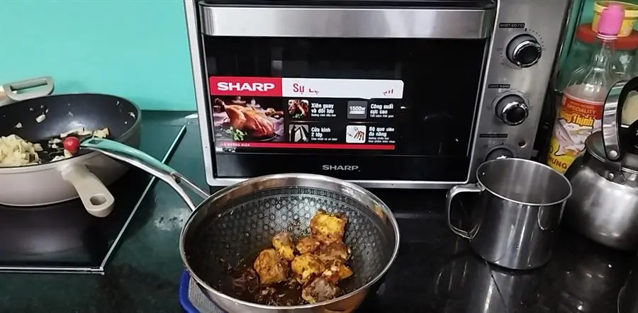 Khách hàng review Lò nướng Sharp EO-A323RCSV-ST 32 lít 5