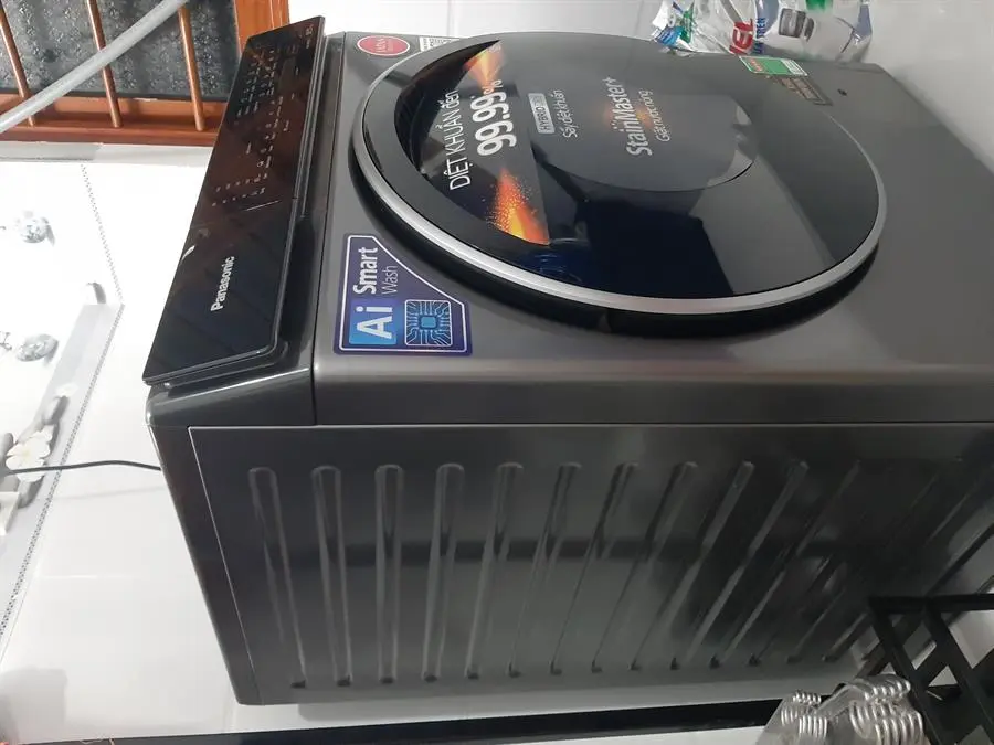 Khách hàng review Máy giặt Panasonic Inverter giặt 9.5 kg - sấy tiện ích 2 kg NA-V95FC1LVT 91