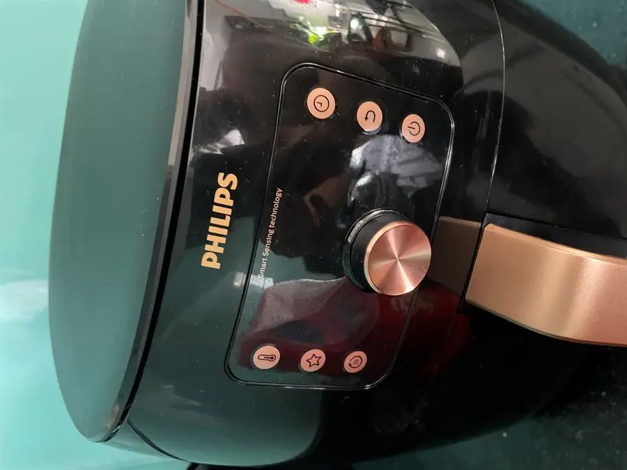 Khách hàng review Nồi chiên không dầu Philips HD9860/90 XXL 7.3 lít 2