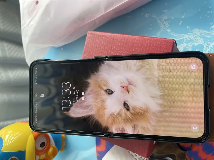 Khách hàng review Điện thoại Samsung Galaxy Z Flip4 5G 128GB 15