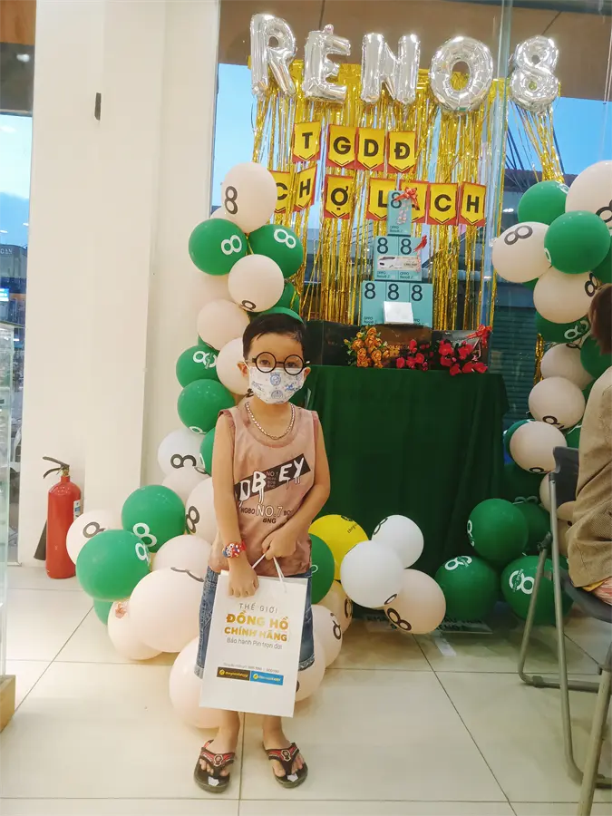 Khách hàng review Đồng hồ SMILE KID 44 mm Trẻ em SL088-01 1