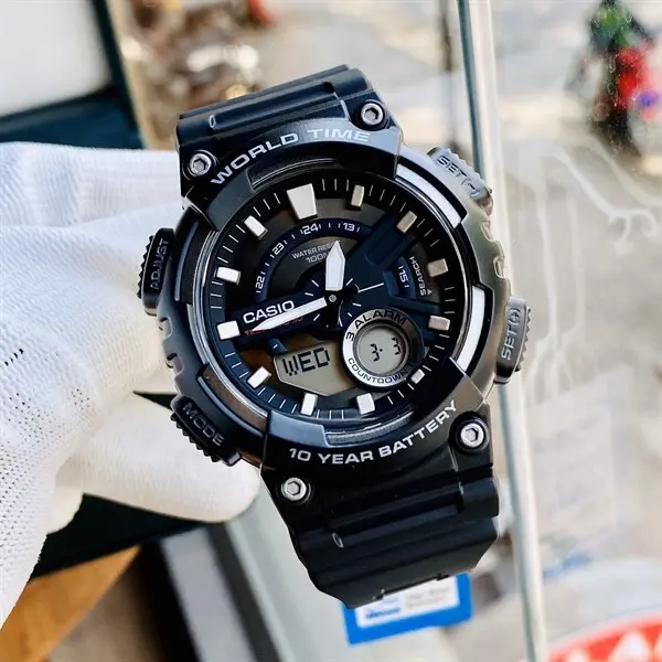 Khách hàng review Đồng hồ Q 1