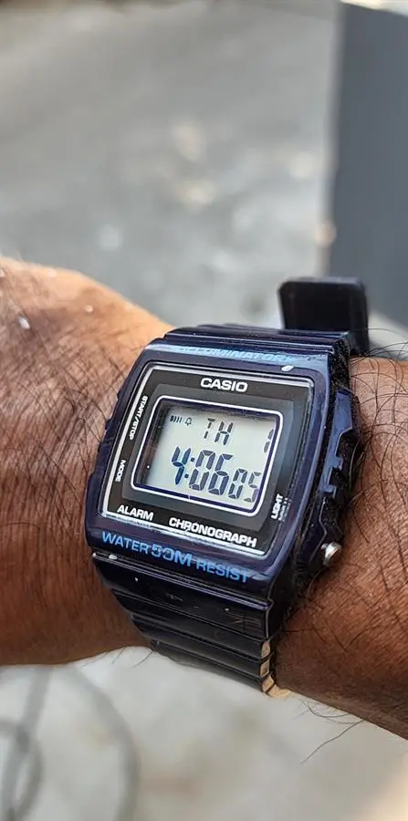 Khách hàng review Đồng hồ CASIO Timeless 41 mm Nam W-215H-2AVDF 1