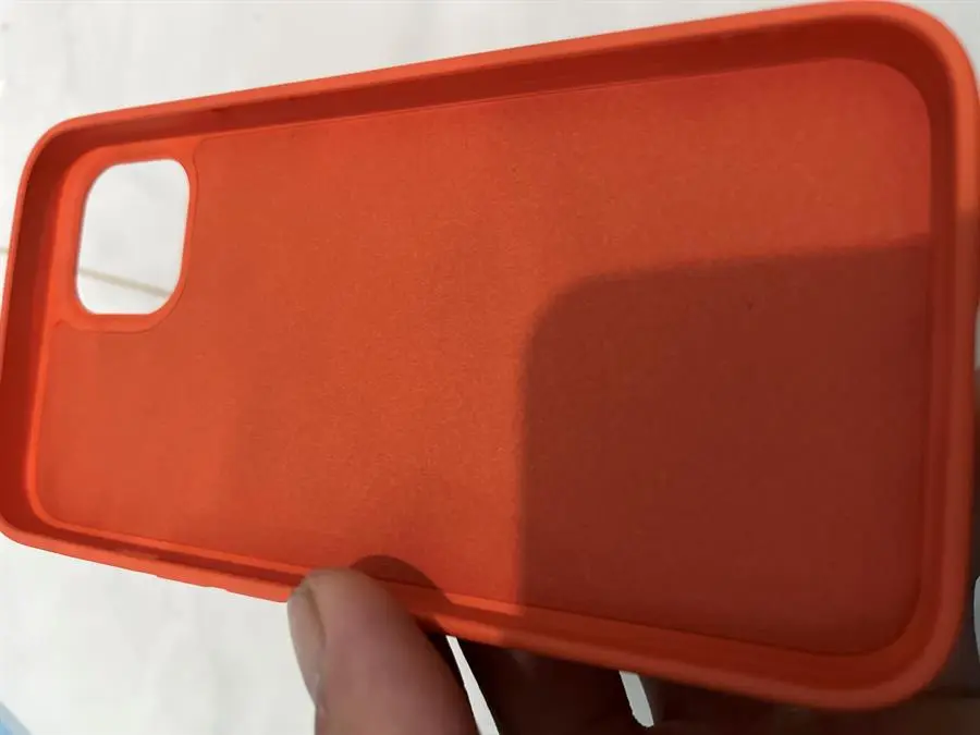 Khách hàng review Ốp lưng iPhone 13 Silicon OSMIA 1