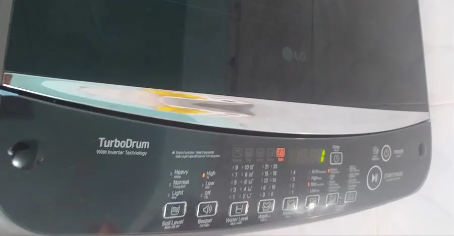 Khách hàng review Máy giặt LG TurboDrum Inverter 9 kg T2109VSAB 6
