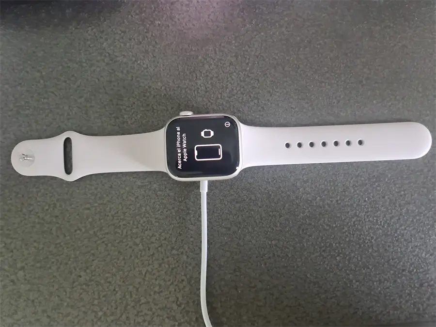 Khách hàng review Apple Watch Series 7 GPS 41mm 9