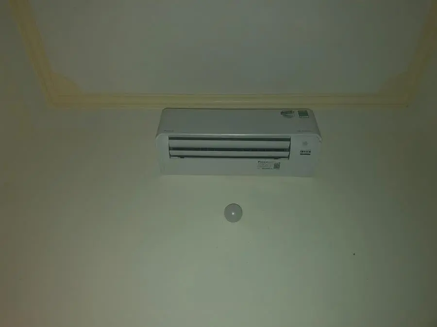 Khách hàng review Máy lạnh Daikin Inverter 1 HP FTKY25WMVMV 38