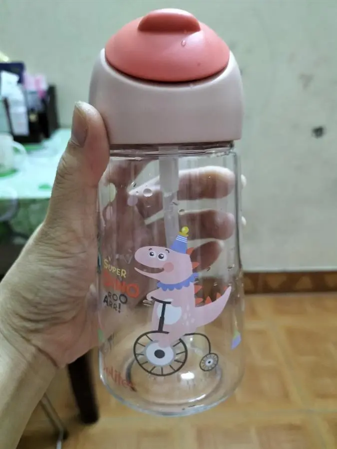 Khách hàng review Bình đựng nước nhựa Tritan 470 ml Delites XL-2004-B 1