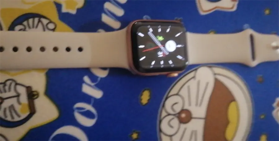Khách hàng review Apple Watch SE GPS 40mm 12