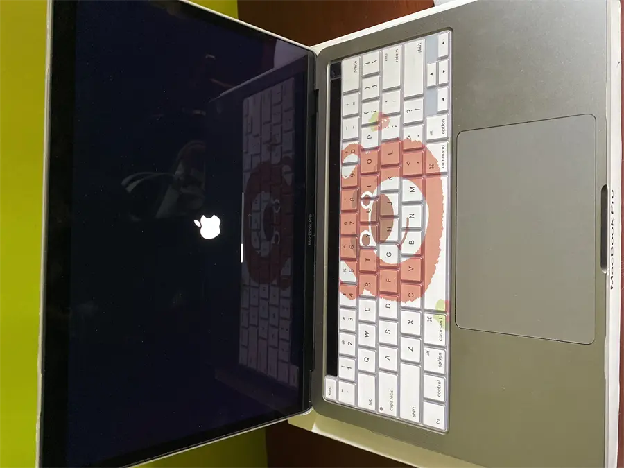 Khách hàng review Laptop Apple MacBook Pro M1 2020 8GB/512GB (MYDC2SA/A) 1