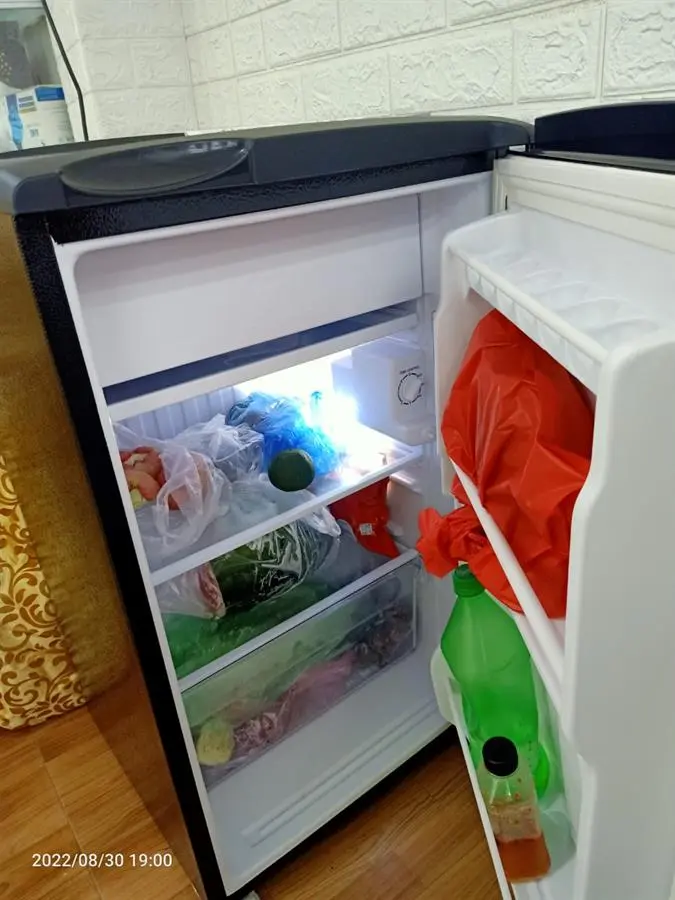 Khách hàng review Tủ lạnh Aqua 90 lít AQR-D99FA(BS) 57