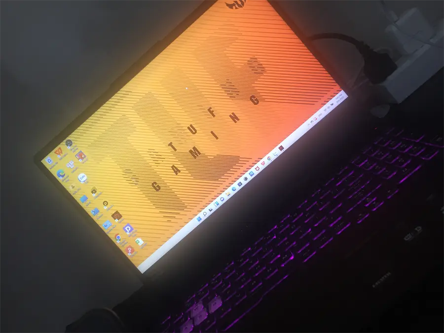 Khách hàng review Laptop Asus TUF Gaming F15 FX506LHB i5 10300H/8GB/512GB/4GB GTX1650/144Hz/Win11 (HN188W) 13