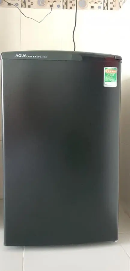 Khách hàng review Tủ lạnh Aqua 90 lít AQR-D99FA(BS) 55