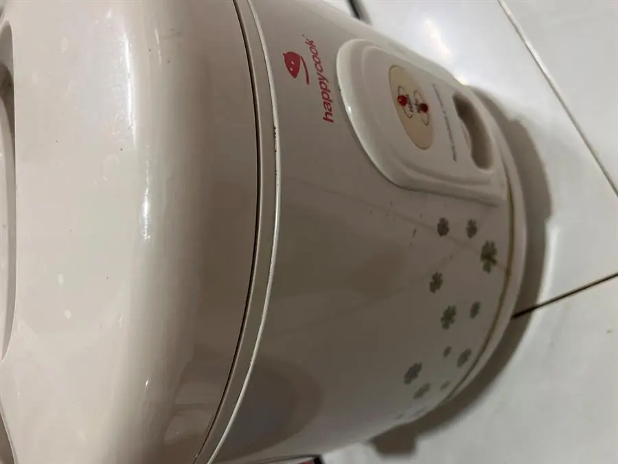 Khách hàng review Nồi cơm nắp gài Happycook 3 lít HC-300 6
