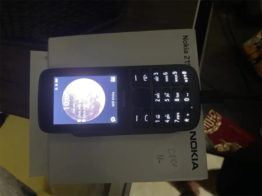 Khách hàng review Điện thoại Nokia 215 4G 25