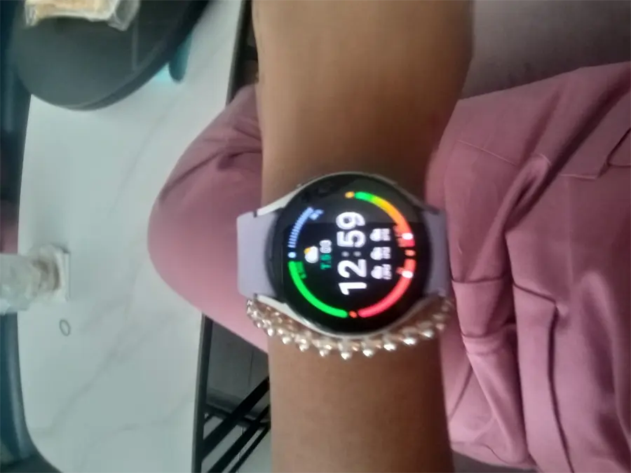 Khách hàng review Đồng hồ thông minh Samsung Galaxy Watch5 40mm 27