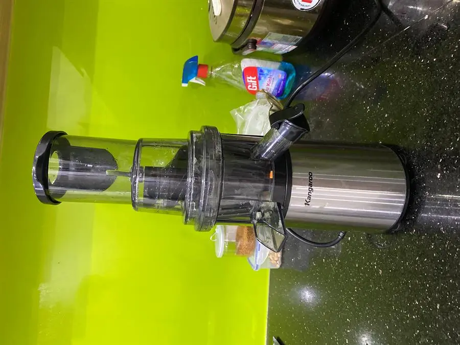 Khách hàng review Máy ép chậm Kangaroo KG1B6 11