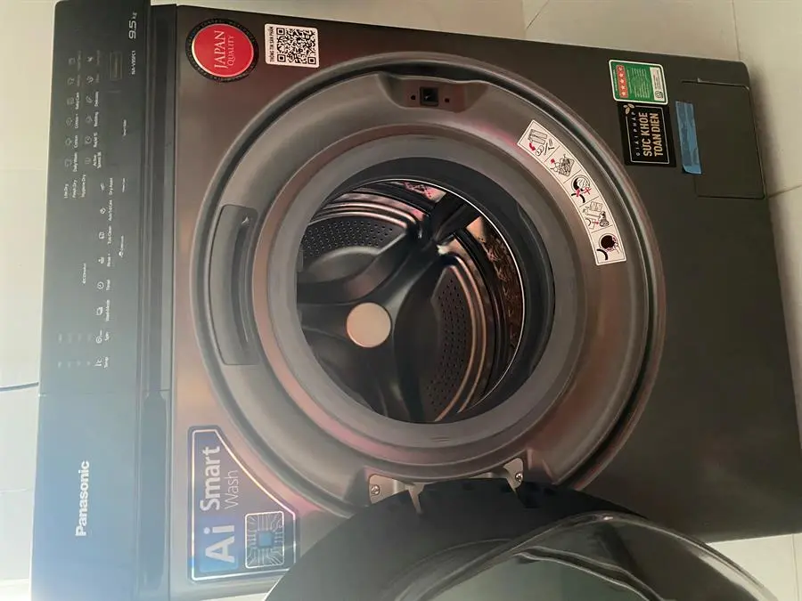 Khách hàng review Máy giặt Panasonic Inverter giặt 9.5 kg - sấy tiện ích 2 kg NA-V95FC1LVT 74