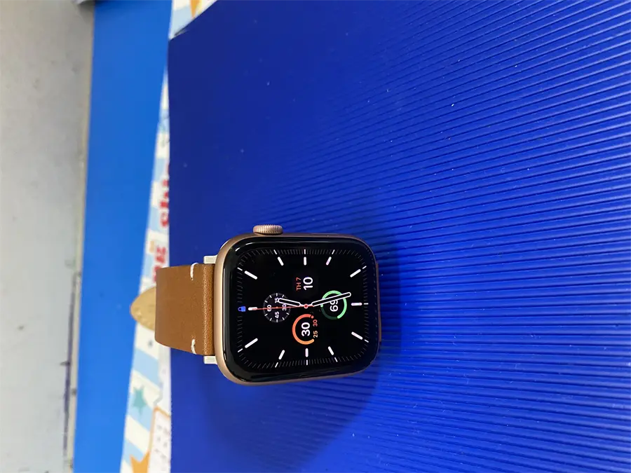 Khách hàng review Đồng hồ thông minh Apple Watch S6 44mm 2