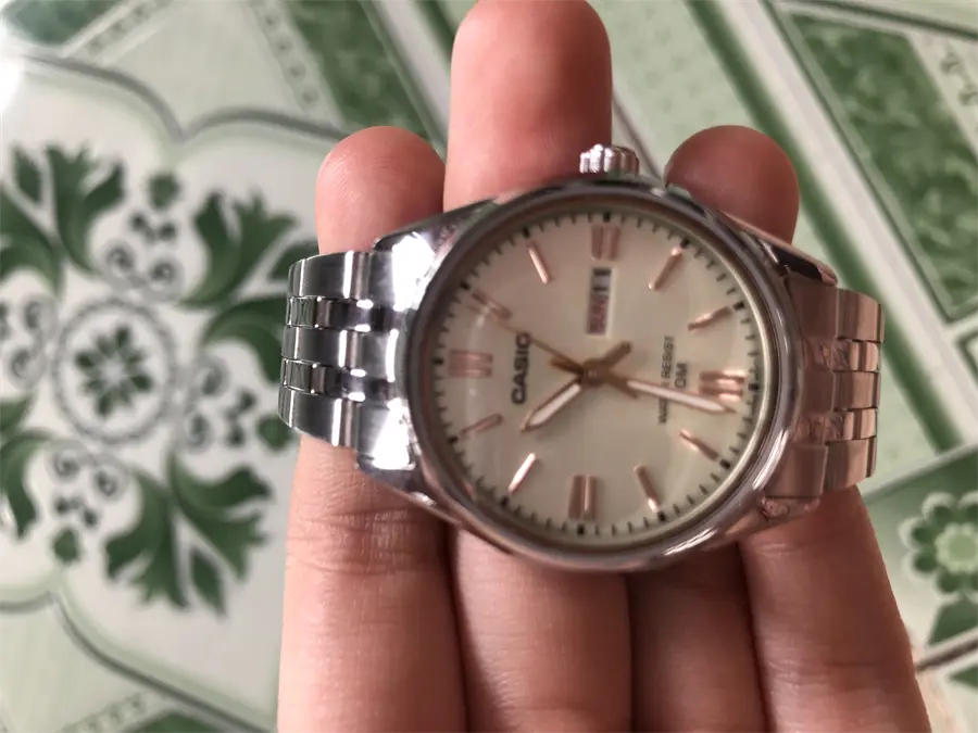 Khách hàng review Đồng hồ CASIO 30 mm Nữ LTP-1335D-9AVDF 5