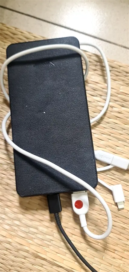Khách hàng review Cáp 3 đầu Lightning Type C Micro 0.9m Anker Powerline II A8436 Trắng 1
