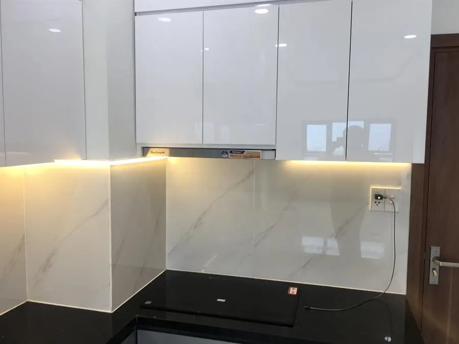 Khách hàng review Máy hút mùi âm tủ BlueStone HOB-8725 4