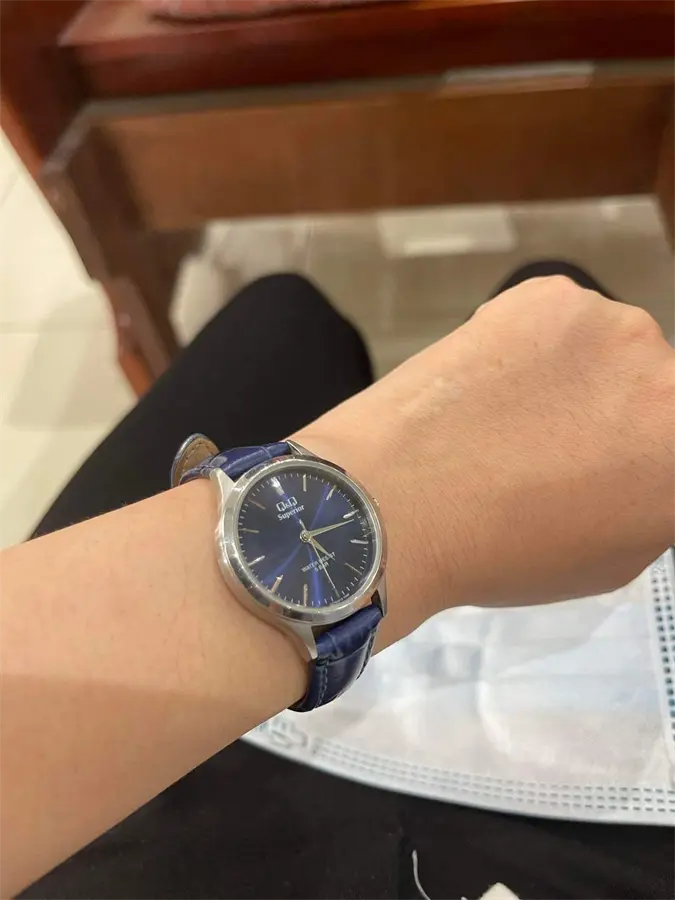 Khách hàng review Đồng hồ Q 1