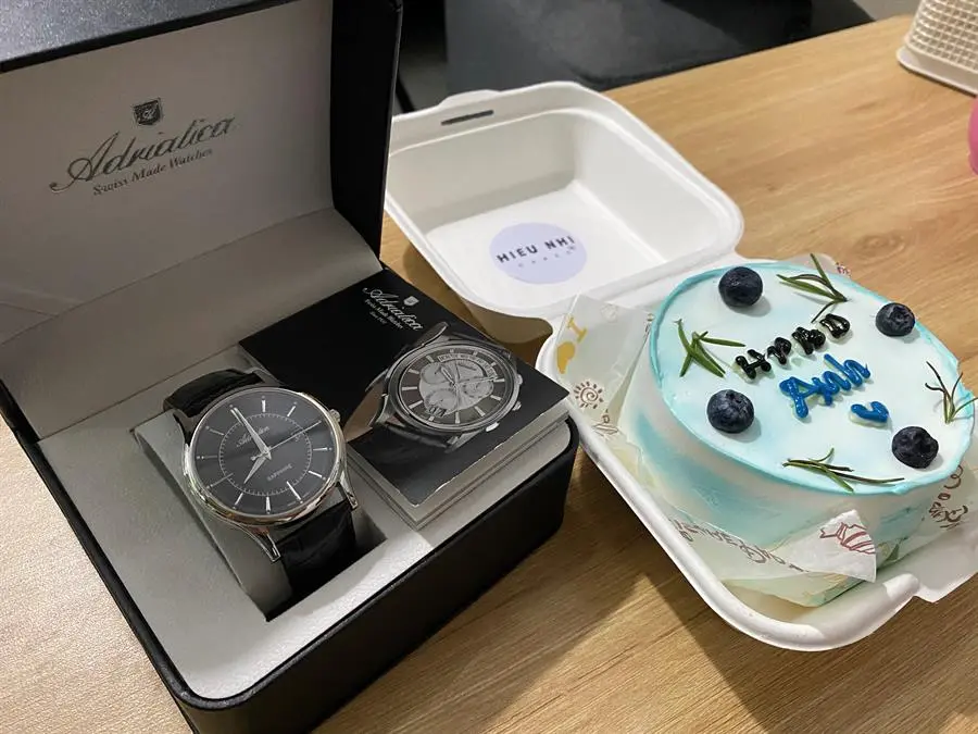 Khách hàng review Đồng hồ ADRIATICA 42 mm Nam A1296.5214Q 2