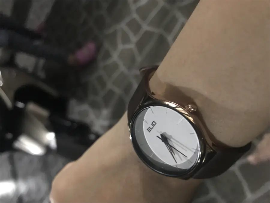 Khách hàng review Đồng hồ ELIO Nắng Xuân 32 mm Nữ EL063-02 2