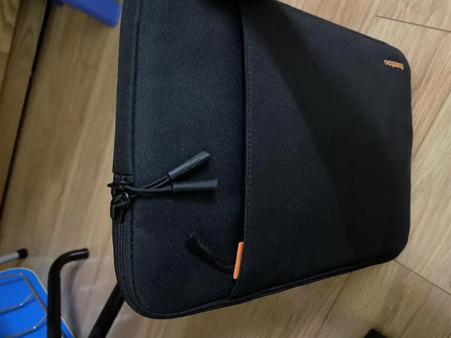 Khách hàng review Túi chống sốc Laptop 13 inch TOMTOC A13-C02D/C02G 1