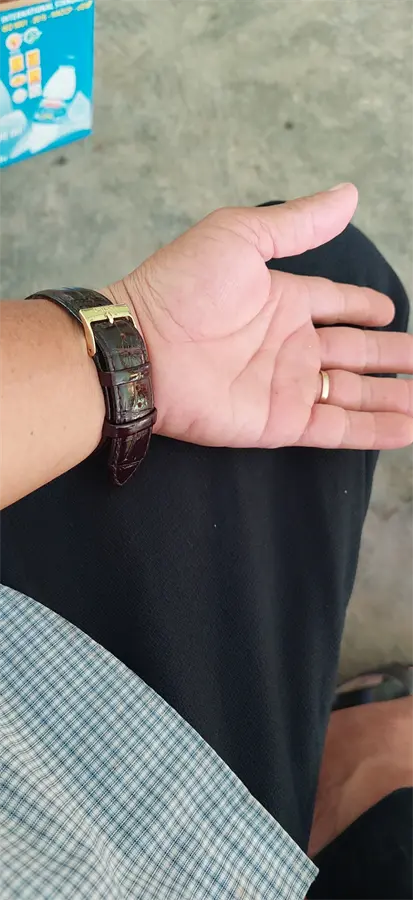 Khách hàng review Đồng hồ ORIENT 37.9 mm Nam FGW0100FW0 3