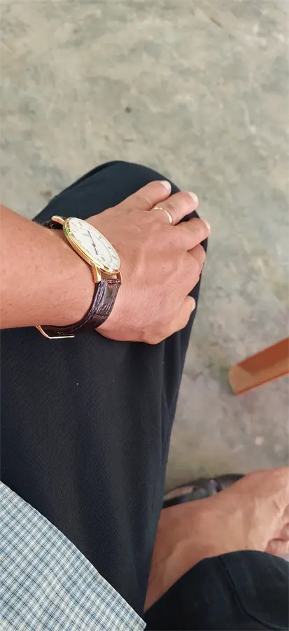 Khách hàng review Đồng hồ ORIENT 37.9 mm Nam FGW0100FW0 1