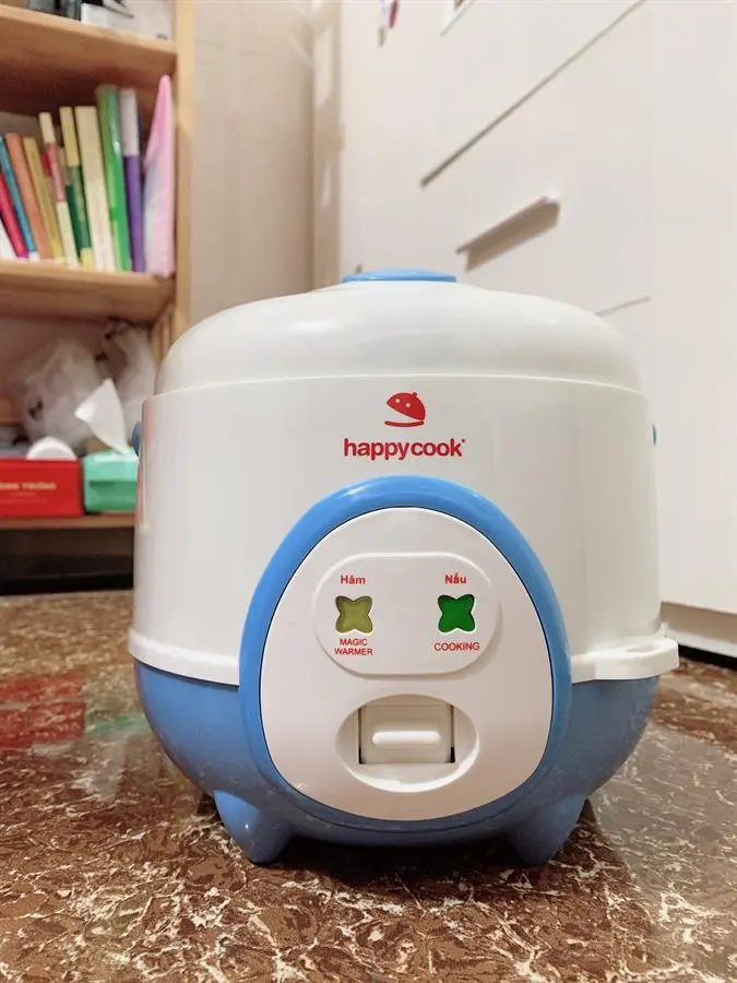 Khách hàng review Nồi cơm nắp gài Happycook 0.6 lít HC-060 1